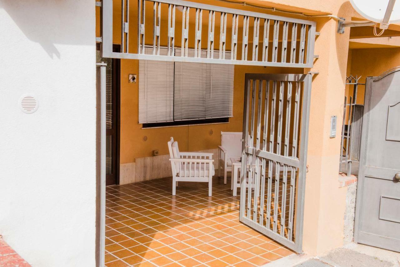 パレルモCasa Vela Bianca Mondello Addauraアパートメント エクステリア 写真